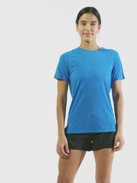 Nathan Sports Women's Rise Short Sleeve Shirt – Aster Blue - Product Video
